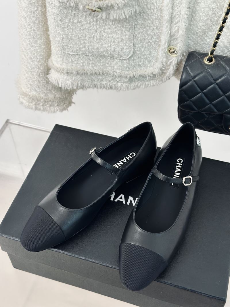 Chanel Low Shoes